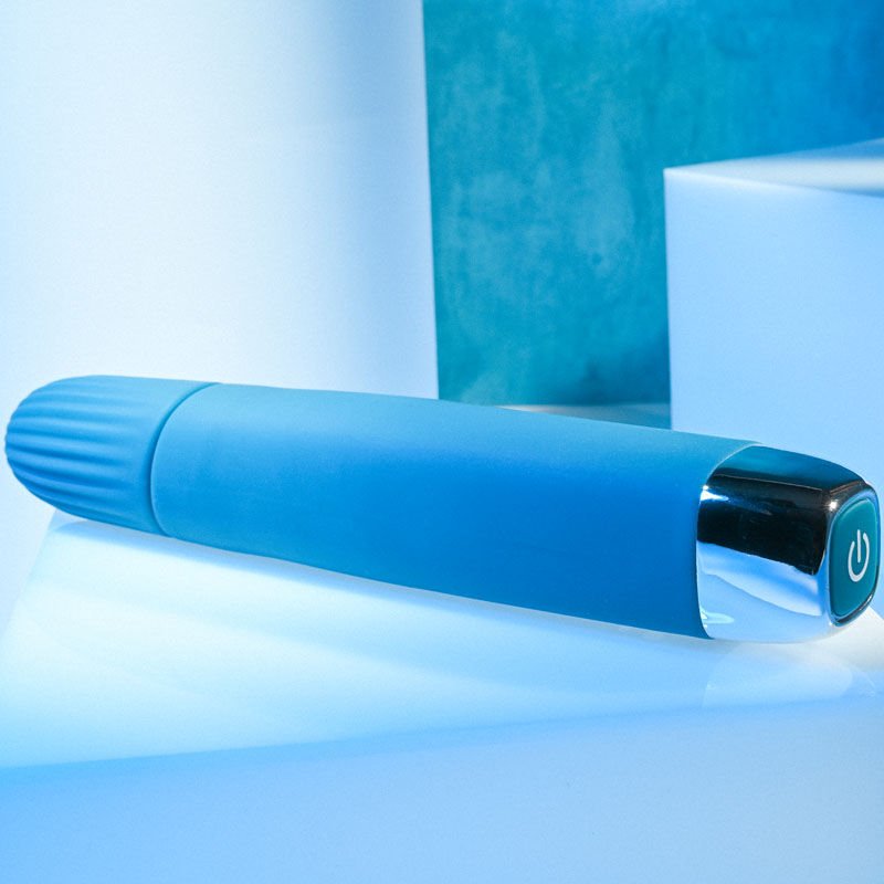Evolved - super slim - vibrating wand - Product bottom view  | Flirtybay.com.au